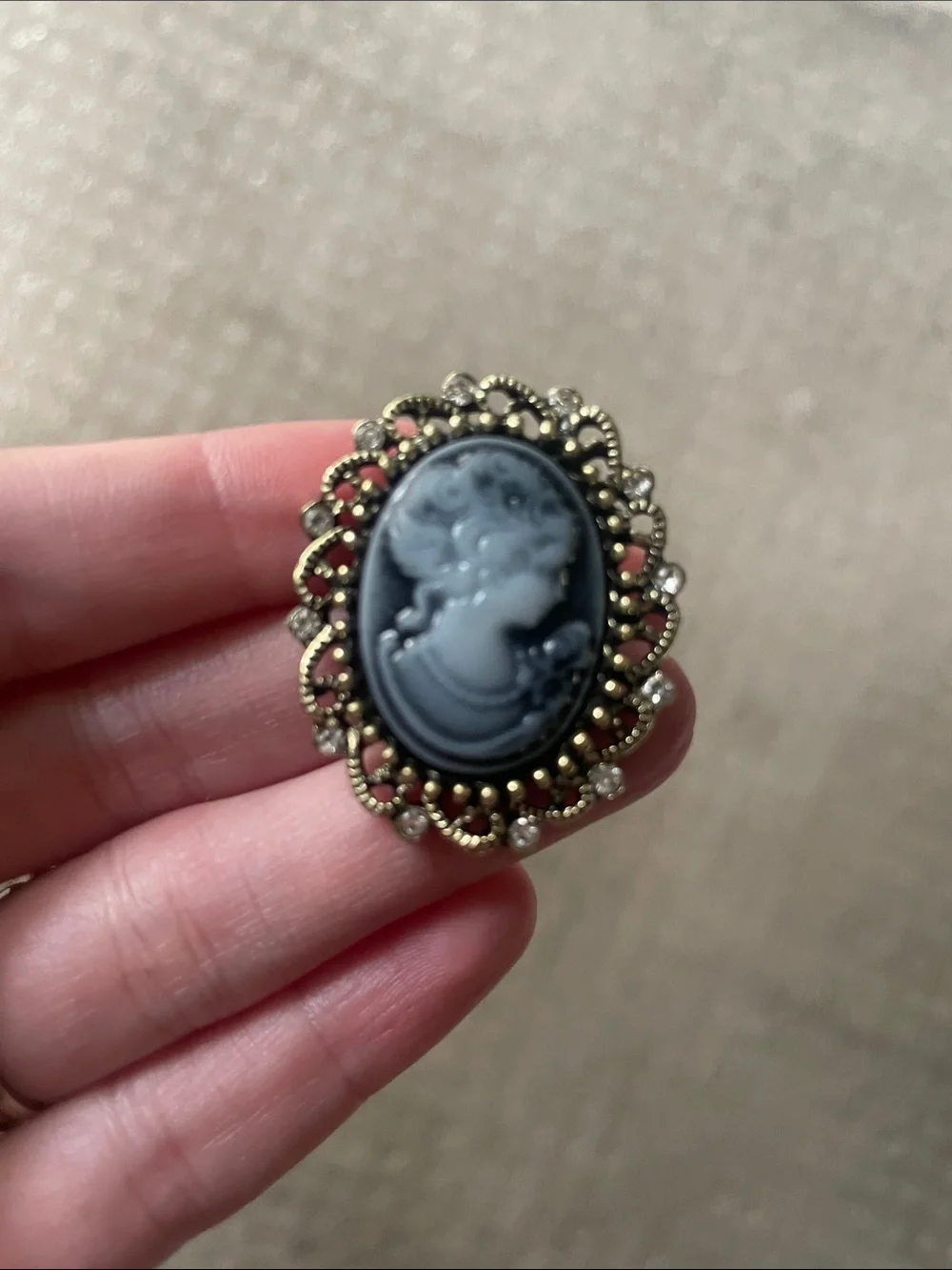 Gray Slate Lady Cameo Brooch
